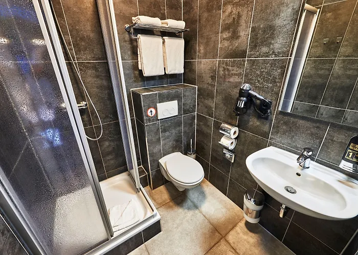 Hotel Urban Self Check-in 2*