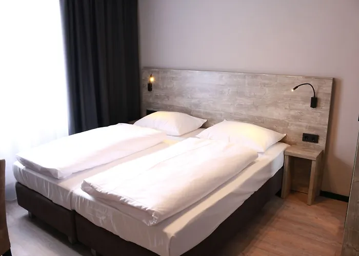 Urban Self Check-in Hotel 2*